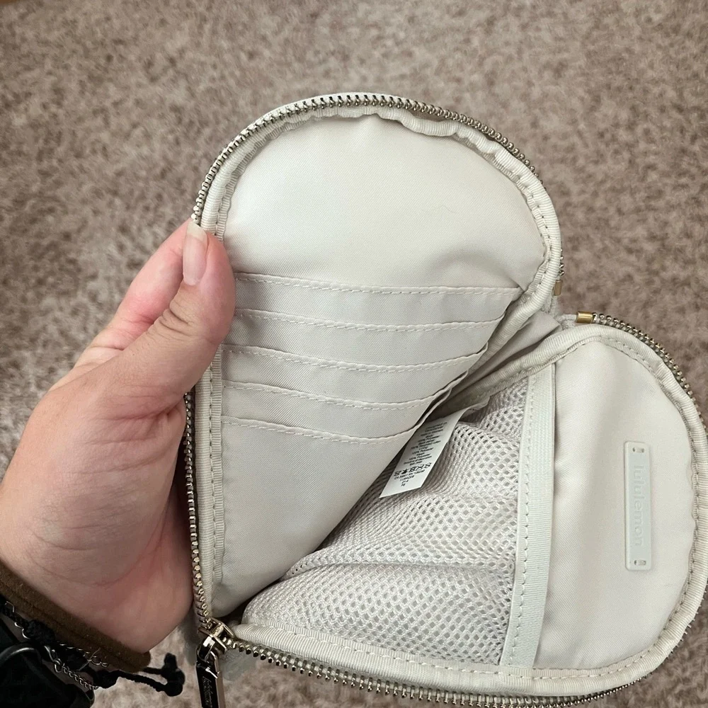 Lululemon Modular Phone Crossbody Bag Fleece Sherpa